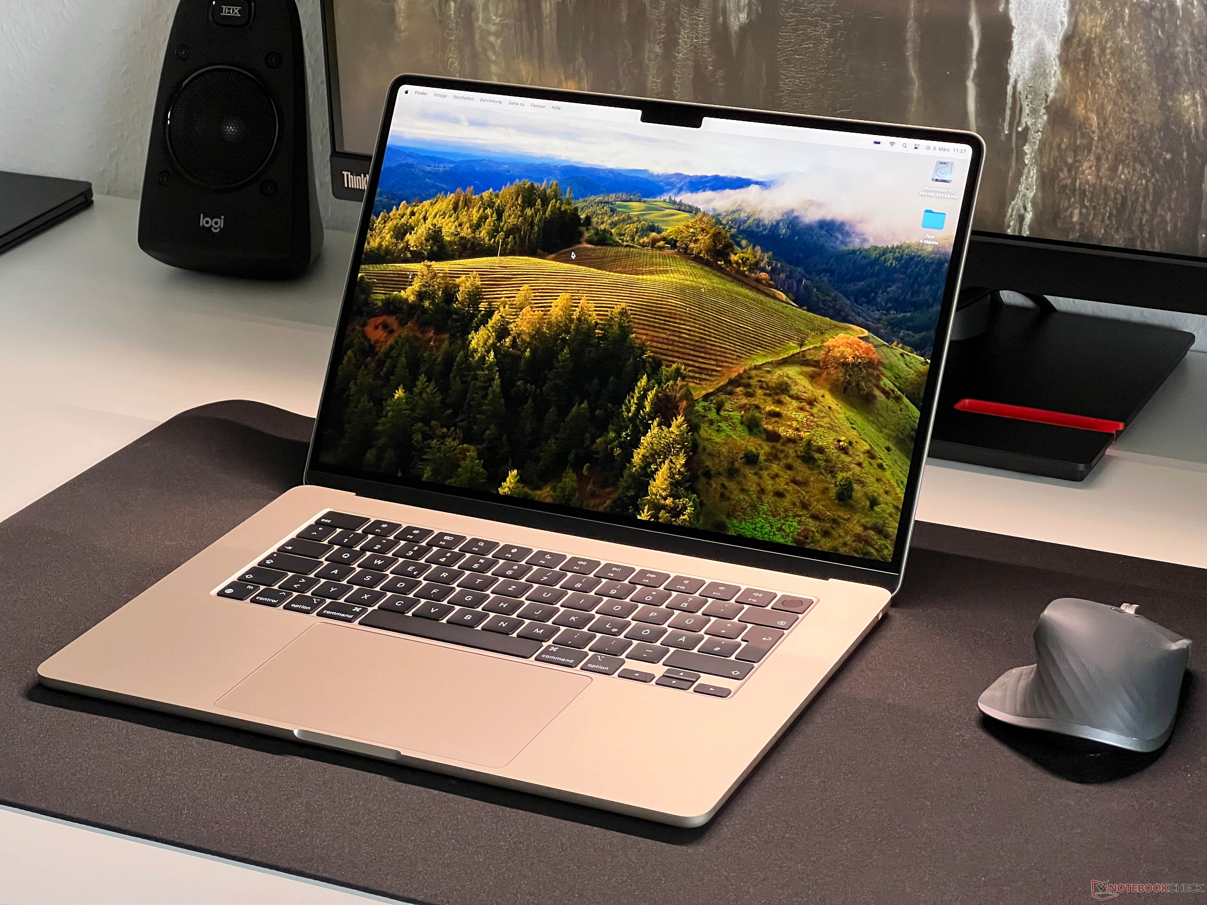 Apple Recenzja MacBooka Air 15 M3 - AppleDuży MacBook do codziennego użytku  zyskuje na mocy - Notebookcheck.pl