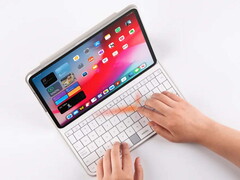 Fusion Keyboard 2.0: Klawiatura ze zintegrowanym touchpadem.