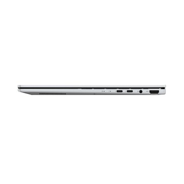 Porty Asus Zenbook 14 po prawej stronie.