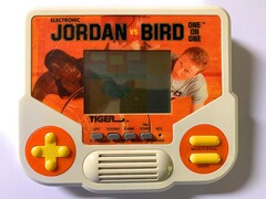 Jordan VS Bird jeden na jednego (źródło zdjęcia: Eighties Baby)