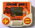 Jordan VS Bird jeden na jednego (źródło zdjęcia: Eighties Baby)