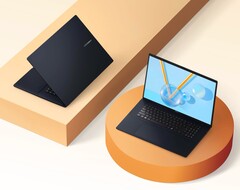 Vivobook 18 to stosunkowo niedrogi 18-calowy laptop (źródło zdjęcia: Asus)