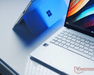 Nie jest jeszcze jasne, czy docelowa cena 700 USD za komputery z serii 2025 Snapdragon X dotyczy laptopów (źródło zdjęcia: Notebookcheck)