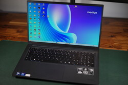 Laptop Medion S20, dostarczony przez firmę Medion.