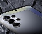 Obecny Samsung Galaxy S25 Ultra jest wyposażony w aparat do selfie o rozdzielczości 12 MP. (Źródło zdjęcia: Samsung/Unsplash - edytowane)