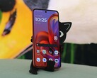 Motorola Edge 50 Neo jest jednym z urządzeń dotkniętych tym problemem. (Źródło obrazu: Notebookcheck)