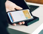 Apple w końcu otwiera chip NFC iPhone'a dla aplikacji innych firm. (Źródło obrazu: CardMapr.nl)