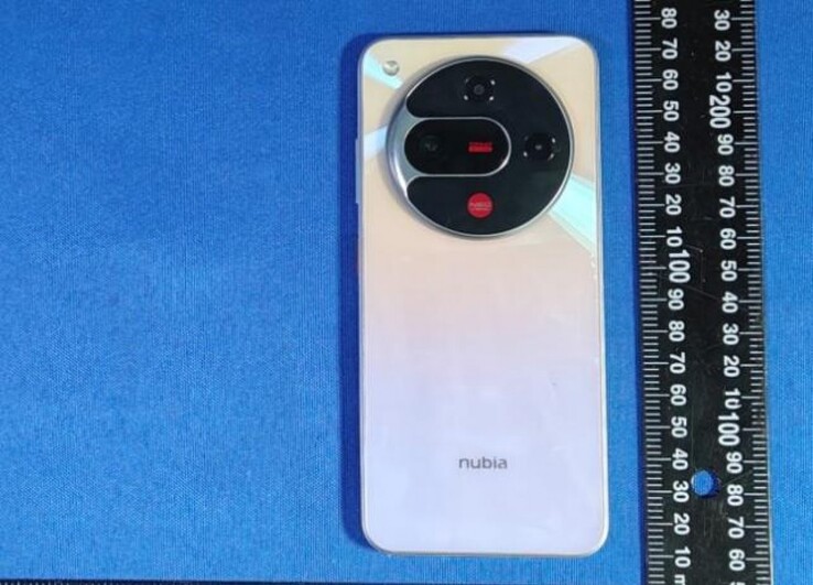 Nubia Focus 2 na pierwszym zdjęciu, które wyciekło. (Źródło: ZTE Devices)