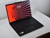 OLED zjada żywotność baterii: Recenzja laptopa Lenovo ThinkPad P14s Gen 5 AMD