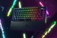 Klawiatura mechaniczna Razer BlackWidow V4 Pro 75%. (Źródło obrazu: Razer)