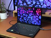 Recenzja laptopa Lenovo ThinkPad X13 2-w-1 Gen 5: Wydajny następca konwertowalnej Yogi