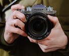 Aparat Fujifilm nowej generacji może mieć znacznie mniejszą matrycę niż typowa odmiana APS-C X-Trans, którą można znaleźć w linii aparatów X-T. (Źródło zdjęcia: Fujifilm) 