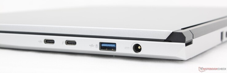 Po prawej stronie: USB-C 3.2 Gen. 2 z zasilaniem, USB-C Thunderbolt 4 z zasilaniem + DisplayPort 2.1, USB-A 3.2 Gen. 2, zasilacz sieciowy