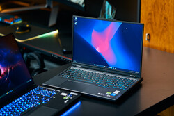 Lenovo Legion Pro 5i, dostarczony przez