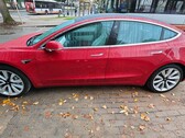 Model 3 ma niskie koszty paliwa i utrzymania, ale wysokie koszty ubezpieczenia (źródło zdjęcia: Notebookcheck)