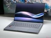 Recenzja laptopa Asus Zenbook A14 - 14-calowy subnotebook OLED z procesorem Snapdragon X waży zaledwie 978 gramów