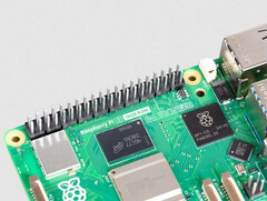 Nowy Raspberry Pi 5 posiada osiem zestawów 2 GB pamięci RAM LPDDR4X wyprodukowanych przez firmę Micron. (Źródło obrazu: Raspberry Pi)