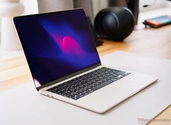 MacBook Air ma otrzymać panel OLED w 2029 roku. (Źródło zdjęcia: Notebookcheck)