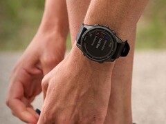 Garmin Fenix 7 i inne powiązane urządzenia do noszenia otrzymują wersję beta 18.11. (Źródło obrazu: Garmin)