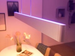 Inteligentna lampa wisząca Philips Hue Ensis pojawiła się w Stanach Zjednoczonych. (Źródło zdjęcia: Philips Hue)