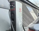 Obraz ładowarek BYD krąży w mediach społecznościowych. Firma zaprezentuje Super e-Platformę 17 marca, wraz z otwarciem zamówień przedpremierowych na Han L i Tang L (źródło zdjęcia: CNEVPOST)