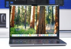 Oprócz Apple M4 Pro, MacBook Pro nie oferuje prawie nic nowego w środku. (Źródło obrazu: iFixit)