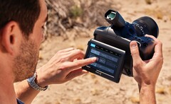 Blackmagic Cinema Camera 6K jest teraz znacznie tańsza niż wcześniej. (Zdjęcie: Blackmagic Design)