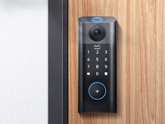 Nowy eufy Video Smart Lock S3 Pro będzie następcą S330 (powyżej). (Źródło zdjęcia: eufy)