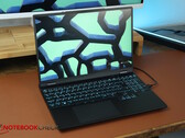 Recenzja laptopa SCHENKER XMG Core 15 (M24): Wysokiej klasy maszyna do gier w metalowej obudowie z Niemiec