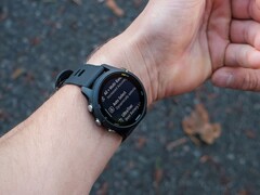 Garmin wydał aktualizację w wersji 20.26 dla Forerunner 255. (Źródło obrazu: Garmin)