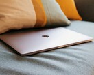 Apple podobno testuje nowe komputery Mac z procesorem M4 i co najmniej 16 GB pamięci RAM (źródło zdjęcia: Elise Bouet, Unsplash)