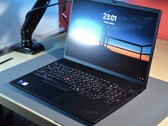 Recenzja laptopa Lenovo ThinkPad T16 Gen 3: Duży ekran, duża bateria, ale niska wydajność