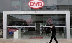 BYD prześcignął Teslę w 2022 roku jako wiodący globalny producent pojazdów elektrycznych. (Źródło zdjęcia: Reuters)