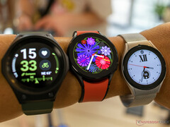 Galaxy Użytkownicy Watch5 i Watch4 mogą pobrać aktualizację za pośrednictwem aplikacji Samsung Members (Źródło: Notebookcheck)