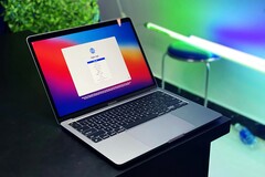 MacBooki powinny być restartowane przynajmniej co 49 dni.
