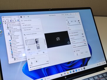 HP EliteBook X G1a: aplikacja Poly Camera Pro (źródło obrazu: Benjamin Herzig)