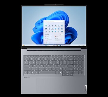 Ekran i klawiatura Lenovo ThinkBook 16 G7+ (źródło zdjęcia: Lenovo)