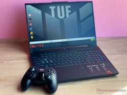 Asus TUF Gaming A15 FA507UV, dostarczony przez: