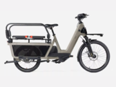 Nowy e-rower Decathlon Btwin typu longtail jest wyposażony w silnik Owuru. (Źródło zdjęcia: Decathlon via Transition Velo)