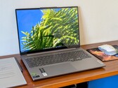 Recenzja Lenovo IdeaPad Pro 5 16IMH G9: 90 W GeForce RTX 4050 prawie tak dobry jak RTX 4060