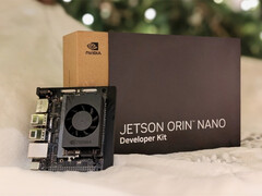 Jetson Orin Nano Super mierzy zaledwie 100 x 79 x 21 mm. (Źródło obrazu: Nvidia)