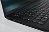 Lenovo ThinkPad X1 Carbon Gen 13 Aura Edition: lewa strona