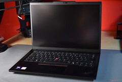 Lenovo ThinkPad T14 G5: niemal idealny laptop biznesowy (źródło obrazu: notebookcheck.com)