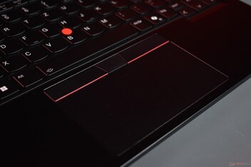 Lenovo ThinkPad L14 Gen 5 AMD: UltraNav (Touchpad i TrackPoint)