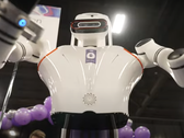 Robot humanoidalny. (Źródło zdjęcia: CES)