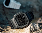 Czarny Casio G-Shock GW-5000HS-1ER (przód) i biały GW-5000HS-7ER. (Źródło zdjęcia: Casio)